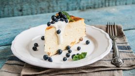 Torta di ricotta ai mirtilli