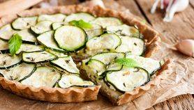 Torta salata zucchine e cheddar