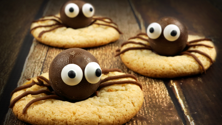 Biscotti a forma di ragno per Halloween