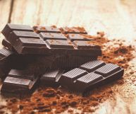 Il cioccolato fondente al lime, con il suo sapore intenso, è un ottimo spuntino per soddisfare il palato: ecco quali sono le sue proprietà nutrizionali