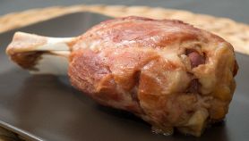 Stinco di suino alla birra