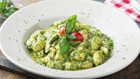 Gnocchetti pesto e mozzarella