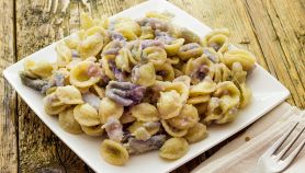 Ricetta orecchiette con cavolfiore viola