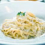 spaghetti-panna-parmigiano