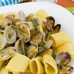 maniche-corte-vongole-asparagi