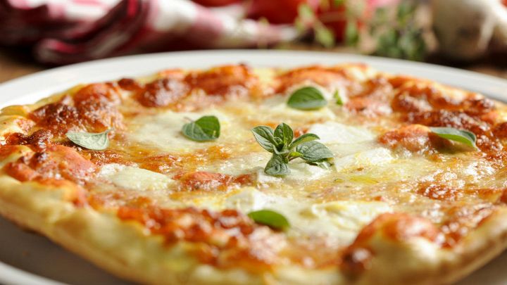 Pizza senza lievito fatta in casa