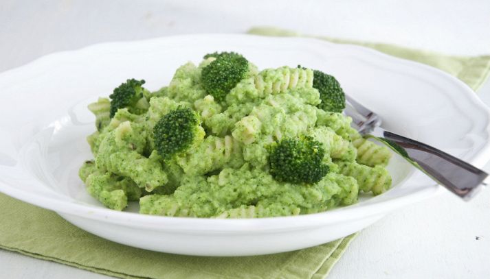 Pasta con crema di broccoli