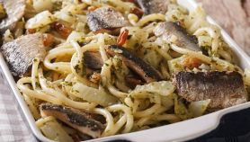 Ricetta pasta con le sarde e finocchietto selvatico
