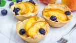 Tortini alle pesche e mirtilli