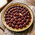crostata di ciliegie con crema