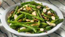Fagiolini con limone e mandorle