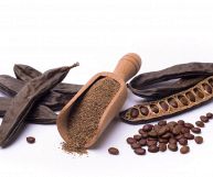 La farina di carrube, dal caratteristico colore simile a quello del cacao, è l'ideale come alternativa alle farine più comuni: ecco le sue proprietà nutrizionali