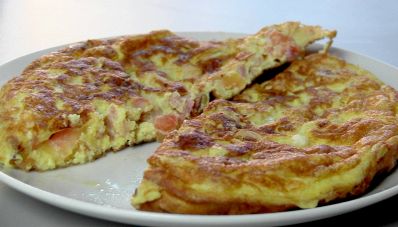 Frittata prosciutto e pomodoro