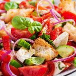 Panzanella appena preparata