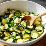 Condimento delle zucchine