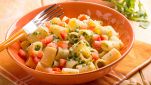 Pasta con pesto di rucola, mandorle e pomodorini