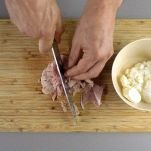 tagliare-prosciutto-e-mozzarella