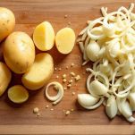 Zuppa di patate e cipolle