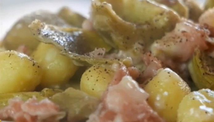 Gnocchi carciofi e pancetta