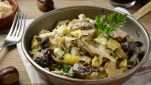 Tagliatelle di castagne con sugo ai funghi porcini