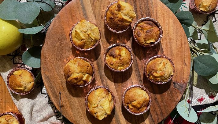 Muffins di Riso e Quinoa con Mele e Cannella