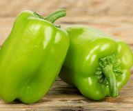 I peperoni verdi, dal sapore leggermente più amaro di quello delle altre varietà di peperoni, sono molto usati in cucina: ecco i loro valori nutrizionali