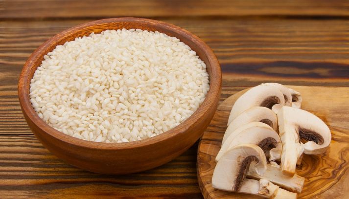 Il riso Roma presenta delle caratteristiche molto particolari, per cui viene impiegato nella preparazione di risotti cremosi: ecco le sue proprietà