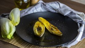 Indivia belga arrostita con vinaigrette