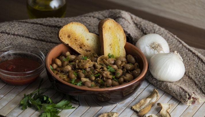 Zuppa di borlotti e porcini