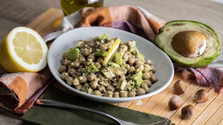 Insalata ceci e avocado