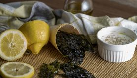 Chips di spinaci allo yogurt