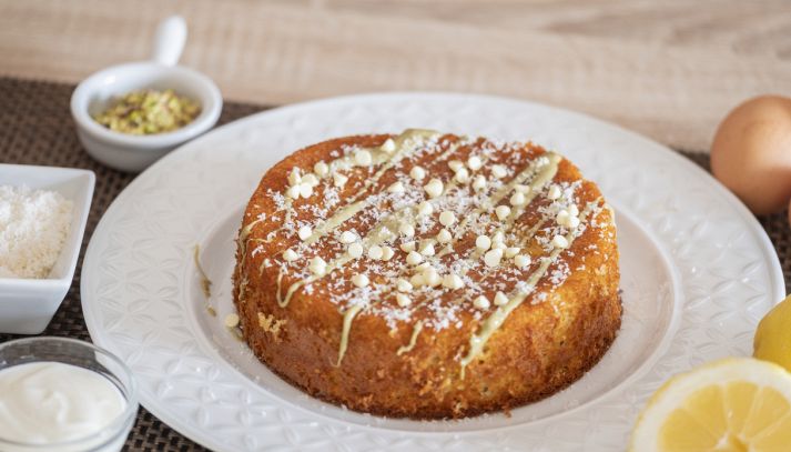 Torta caprese al limone e cioccolato bianco