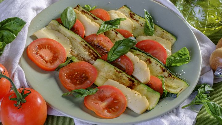 Caprese di zucchine