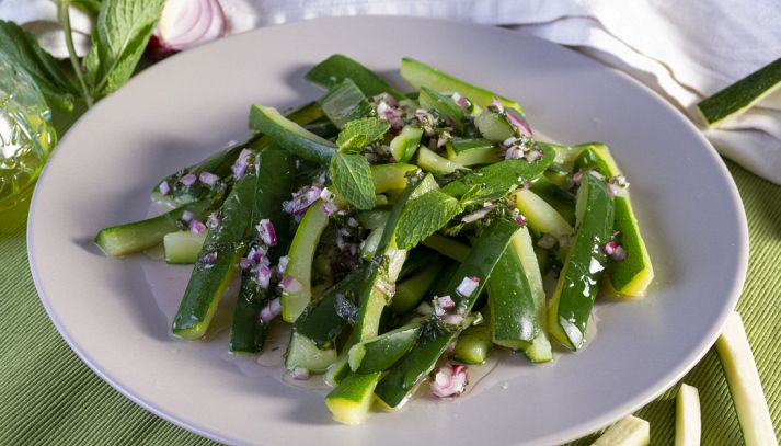 Zucchine e vinaigrette di menta