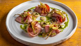 Vitello tonnato in doppia salsa