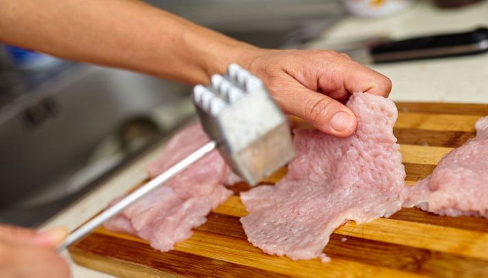 Batticarne In Acciaio Inox A Doppio Lato | 48 Lame Per Intenerire Bistecche, Pollo, Pesce | Manico Ergonomico Antiscivolo