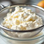 Ricotta e zucchero a velo