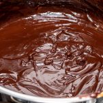 drip cake al cioccolato