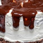 drip cake al cioccolato
