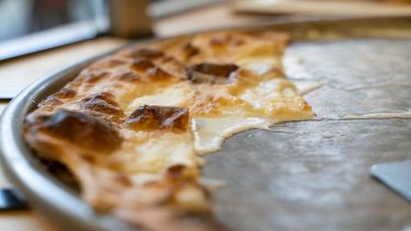 Focaccia di Recco al formaggio