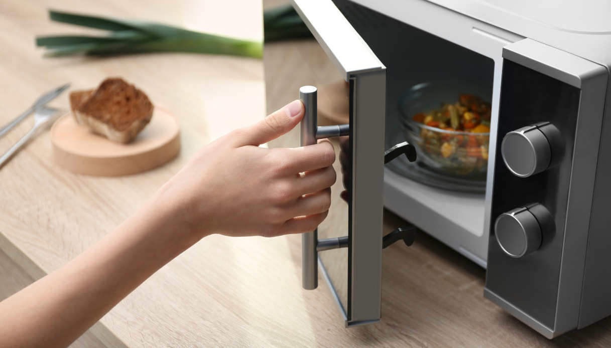 Guida completa alle modalità di cottura nel forno a microonde: consigli e  trucchi per una cottura perfetta