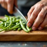 La pulizia dei fagiolini