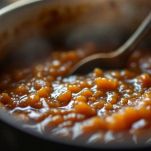 mostarda di frutta in cottura