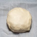 tomino in crosta di sfoglia