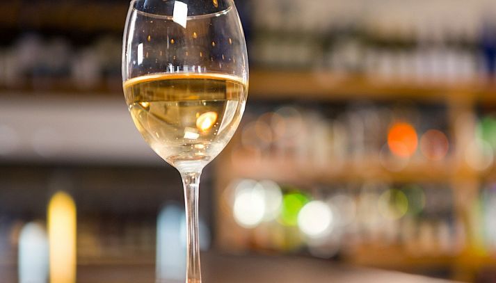 Bicchiere di vino Bianco delle Venezie DOC