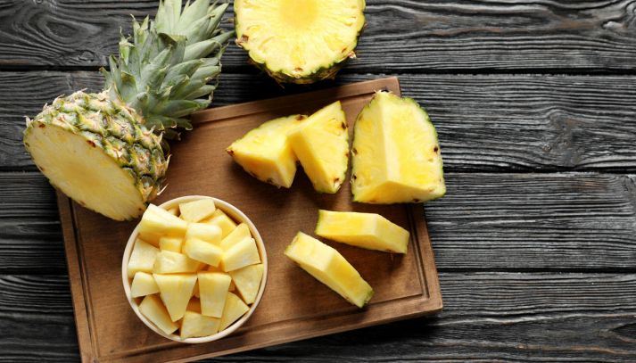 Metodi e consigli per tagliare l'ananas