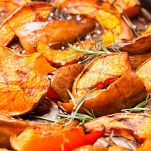 La zucca deve diventare croccante e dorata in superficie