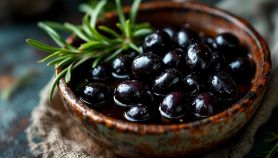 Olive nere in salamoia