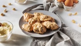 Dolcetti Brutti ma Buoni a base di mandorle tritate