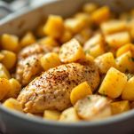 Patate e pollo nella pirofila